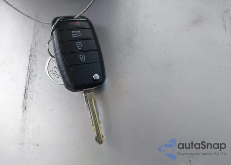 2017 Kia Forte Lx из США, поврежденный, VIN 3KPFL4A79HE051715